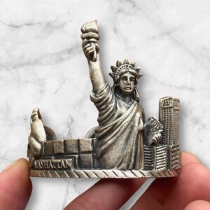 Jay Johnson #cha2 candle holder